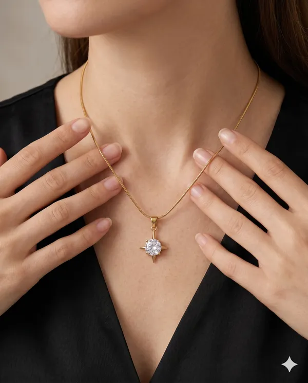 Gold_Finished_Compass_Crystal_Pendant_Minimalist_Necklace