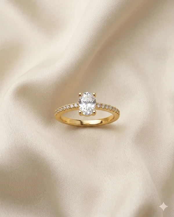 Gold_Finished_Oval_Solitaire_Diamond_Band_Ring