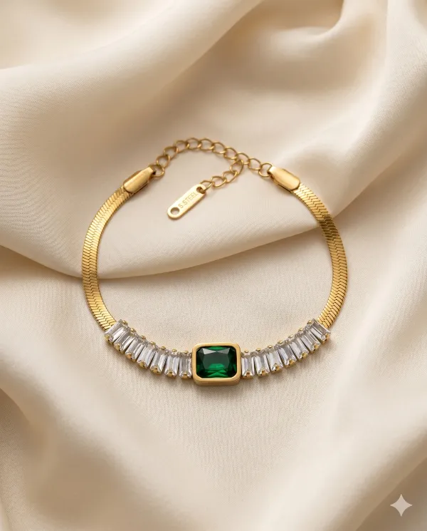 Gold_Polished_Minimalist_Baguette_Emerald_Bracelet