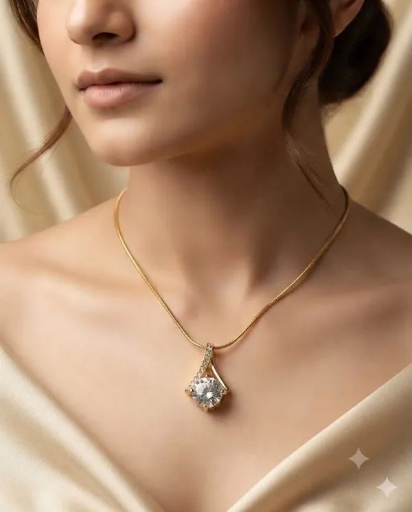 Gold_Finished_Round_Crystal_Pendant_Minimalist_Snake_Necklace