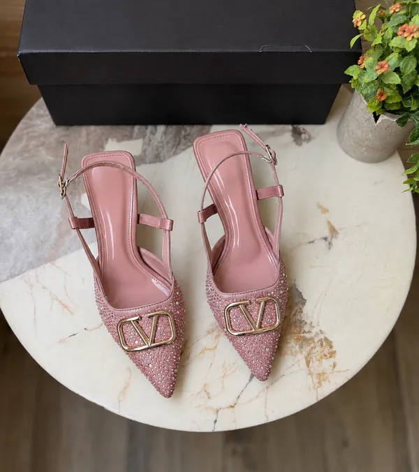 Pink_Patent_Leather_Embellished_Slingback_Kitten_Heels_For_Women