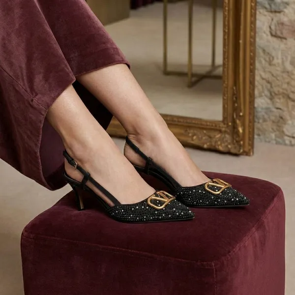 Black_Patent_Leather_Embellished_Pointed_Toe_Slingback_Heels_For_Women
