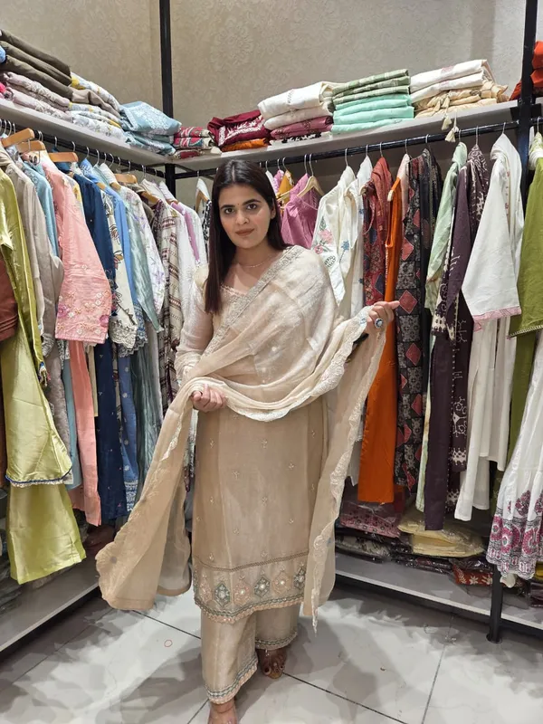 Noorani_Chhaya