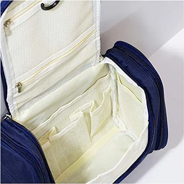 Travel_Hanging_Toiletry_Bag
