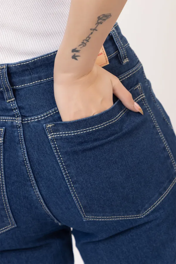 Blue_Cotton_Straight_Fit_Jeans_For_Women