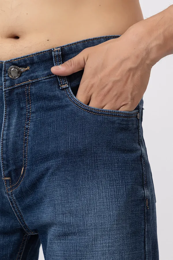 Blue_Cotton_Straight_Fit_Jeans_For_Men