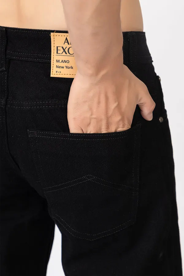 Black_Cotton_Straight_Fit_Jeans_For_Men