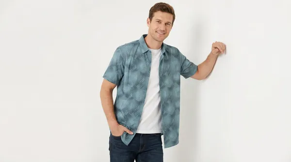 Imported_Unique_Green_Mercerized_Cotton-Poly_Blend_Wrinkle_free_Shirt_For_Men