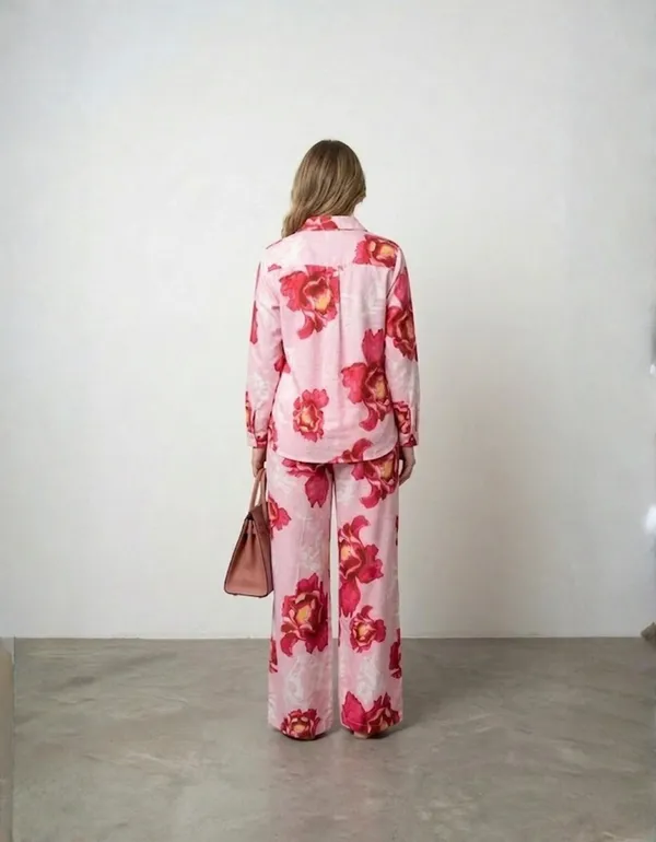 Imported_Pink_Ice_Silk_Satin_Paisley_Summer_Co-Ord_Set_For_Women