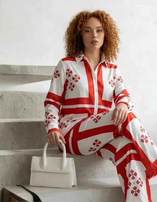 Imported_White_Red_Ice-Silk_Satin_Paisley_Co-Ord_Set_For_Women