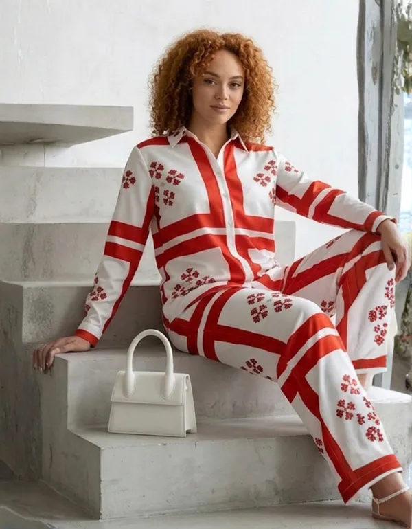 Imported_White_Red_Ice-Silk_Satin_Paisley_Co-Ord_Set_For_Women