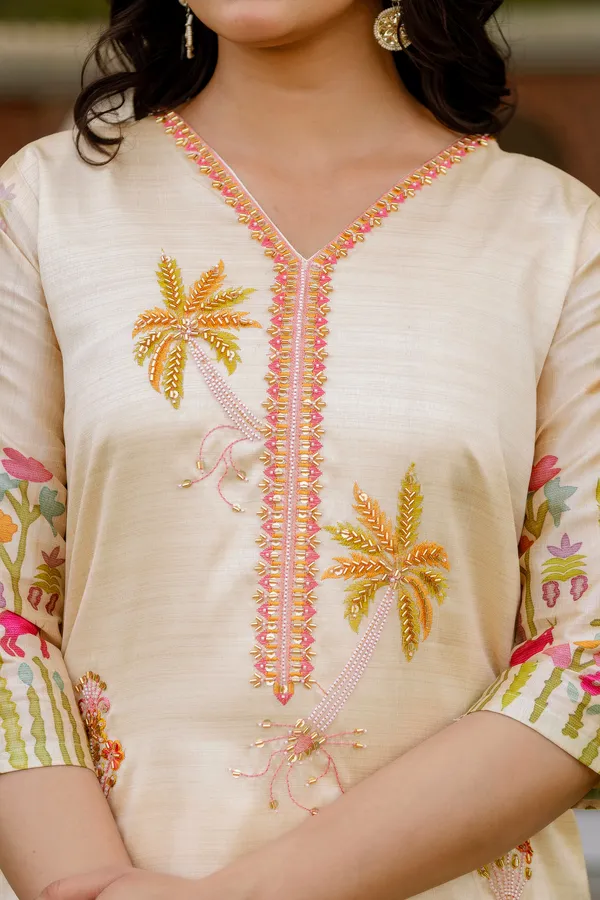 Neeva_store_Viscose_Off_white_Color_Kurta_Suit_Set