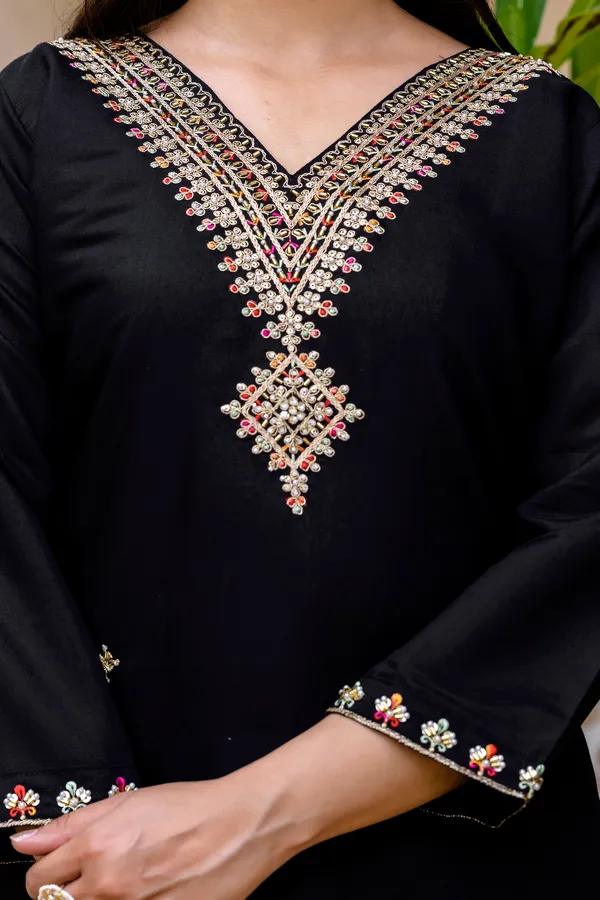 Neeva_store_Viscose_Black_Color_Kurta_Suit_Set
