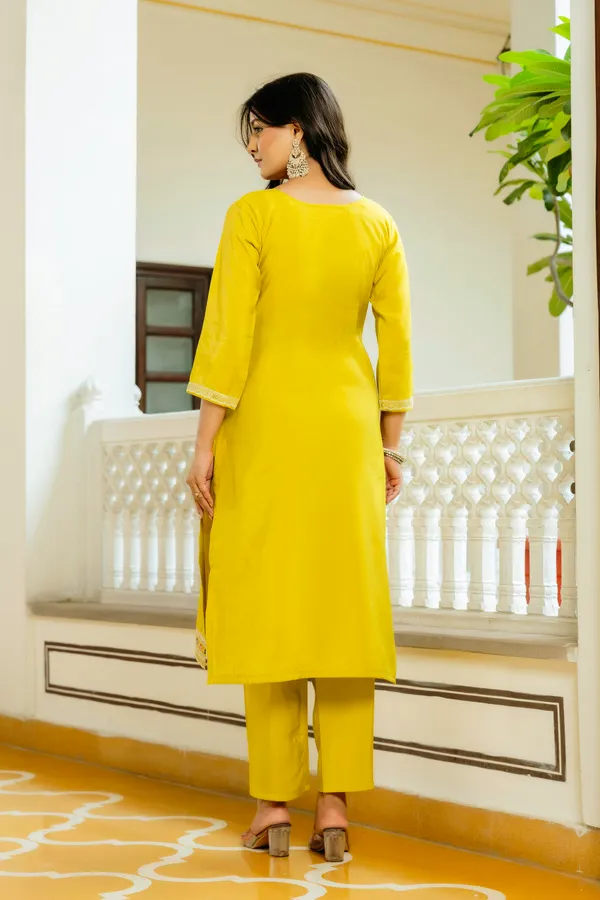 Neeva_store_Viscose_Yellow_Color_Kurta_Suit_Set