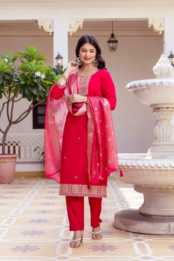 Neeva_store_Viscose_Pink_Color_Kurta_Suit_Set
