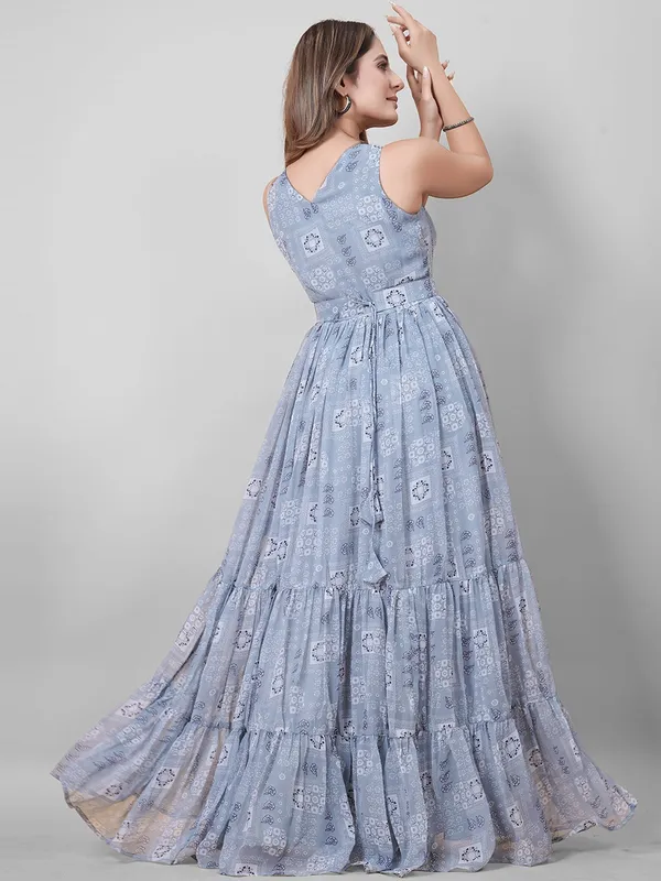 Neeva_store_Georgette_Grey_Color_Gown