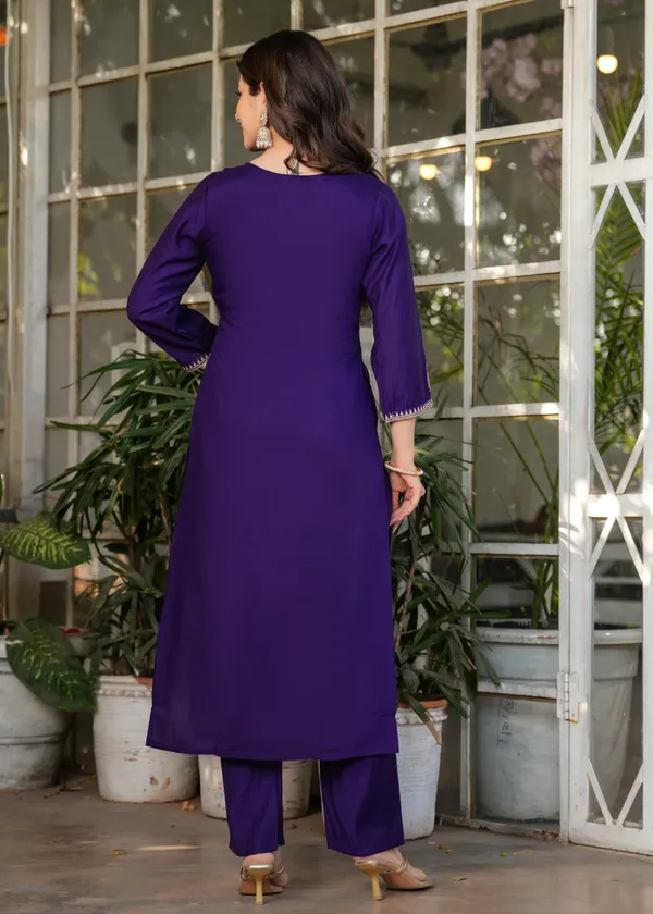 Neeva_store_Crepe_Blue_Color_Kurta_Suit_Set