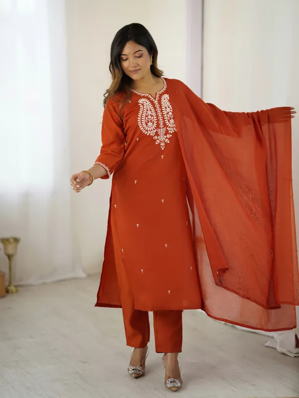 Neeva_store_Viscose_Mustard_Color_Kurta_Suit_Set
