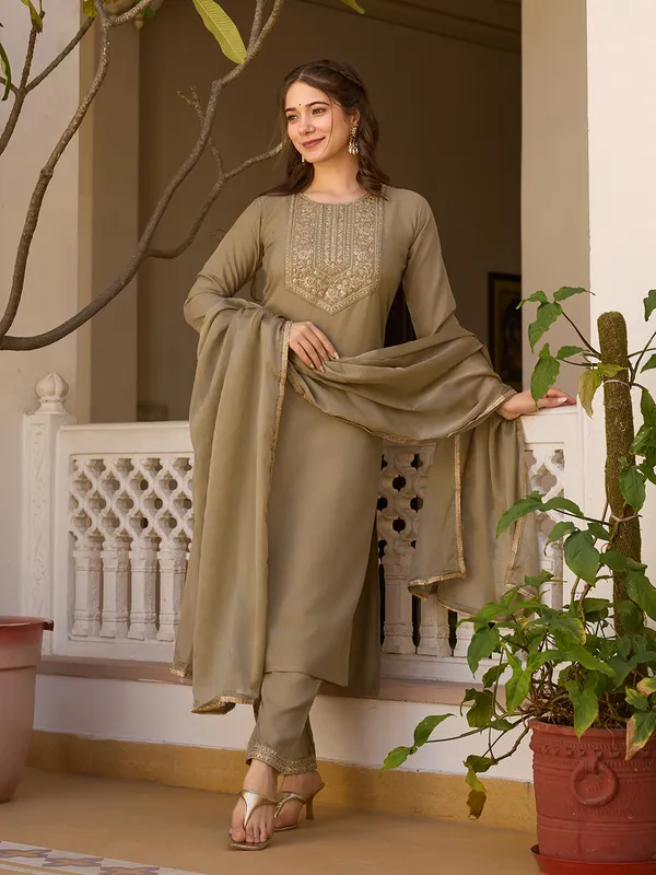 Neeva_store_Viscose_Pastel_Color_Kurta_Suit_Set