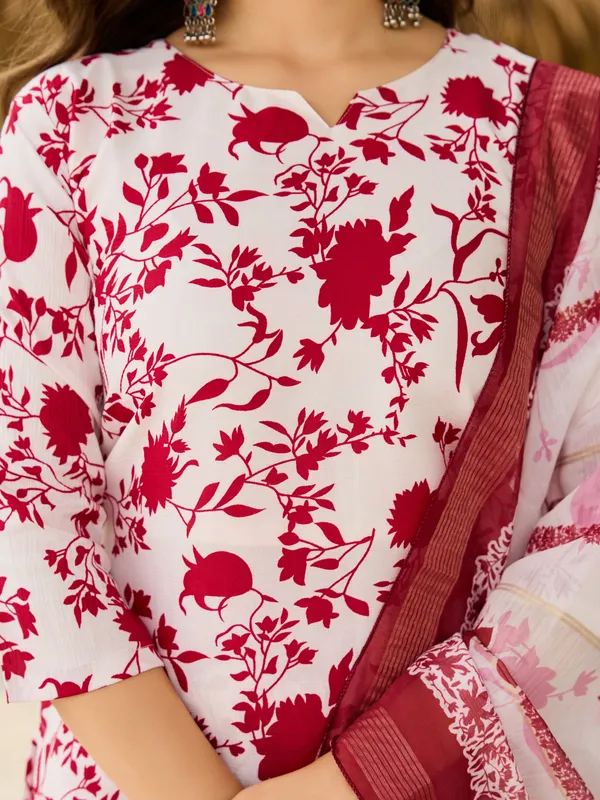 Neeva_store_Silk_Blend_multicolour_Color_Kurta_Suit_Set