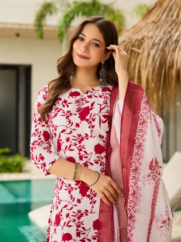 Neeva_store_Silk_Blend_multicolour_Color_Kurta_Suit_Set