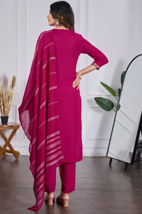 Neeva_store_Viscose_Maroon_Color_Kurta_Suit_Set