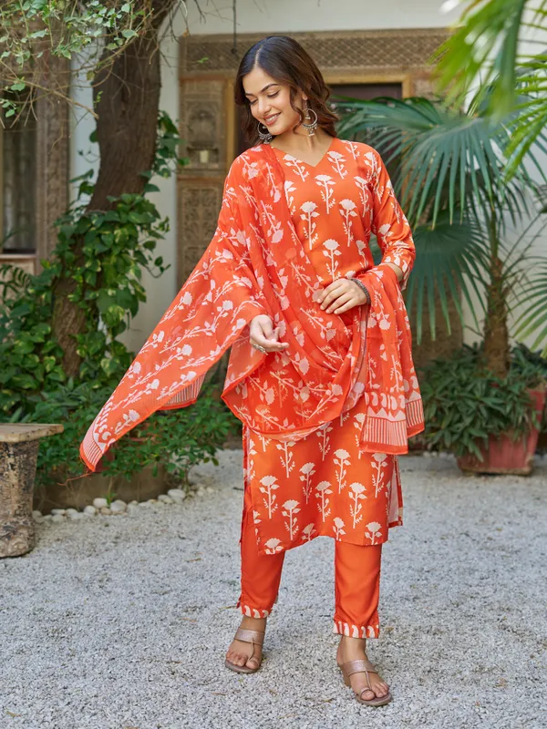 Neeva_store_Cotton_Blend_Orange_Color_Kurta_Suit_Set