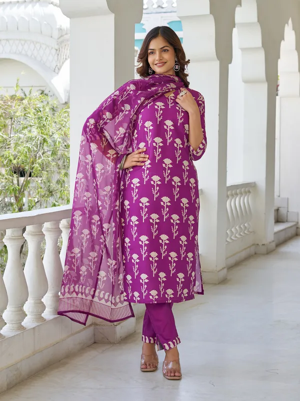 Neeva_store_Cotton_Purple_and_White_Wine_Color_Kurta_Suit_Set