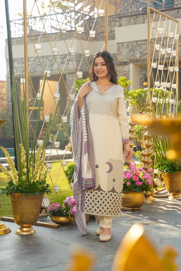 Neeva_store_Muslin_White_Color_Kurta_Suit_Set