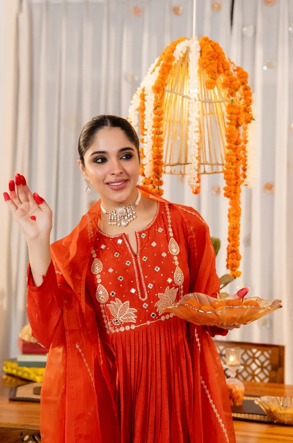 Neeva_store_Viscose_Orange_Color_Kurta_Suit_Set