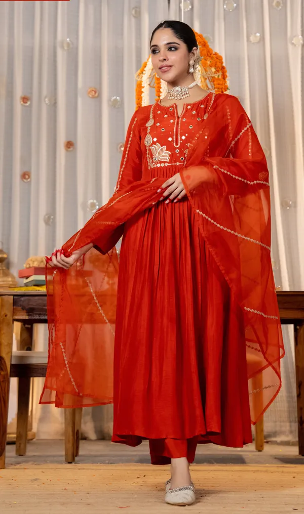 Neeva_store_Viscose_Orange_Color_Kurta_Suit_Set