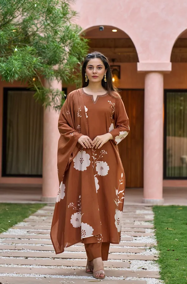 Neeva_store_Muslin_Mustard_Color_Kurta_Suit_Set