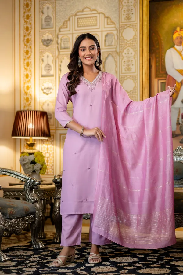 Neeva_store_Viscose_Magenta_Color_Kurta_Suit_Set