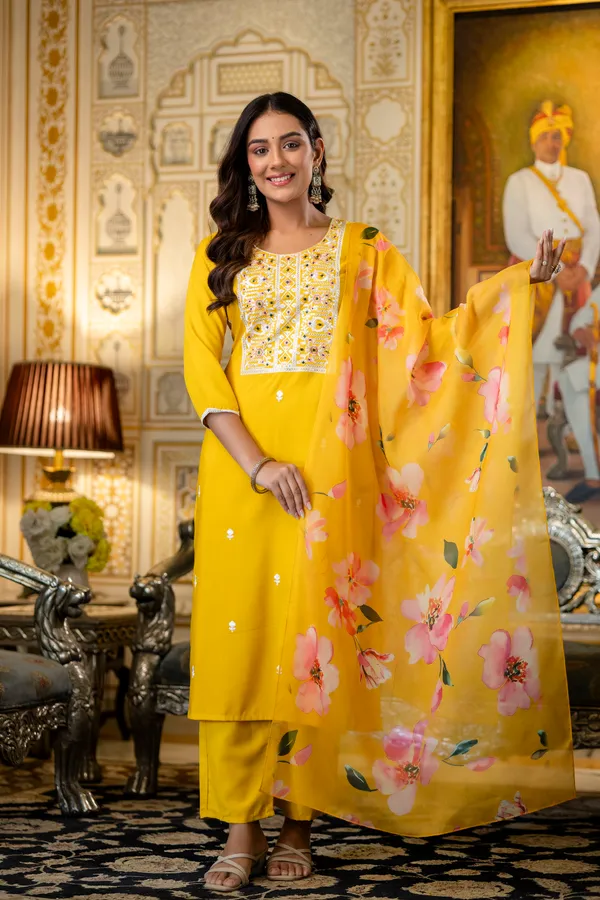 Neeva_store_Viscose_Yellow_Color_Kurta_Suit_Set