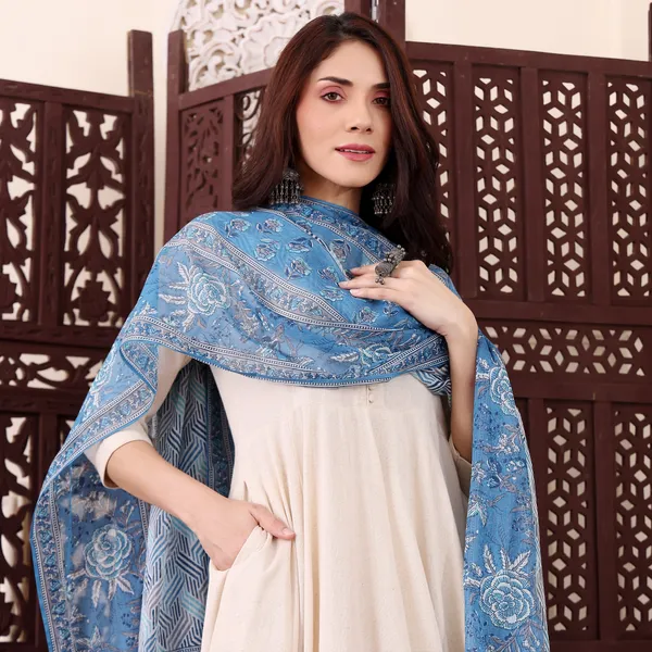 Neeva_store_Viscose_White_Color_Kurta_Suit_Set