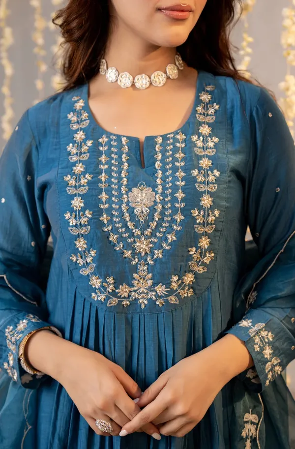 Neeva_store_Viscose_Blue_Color_Kurta_Suit_Set