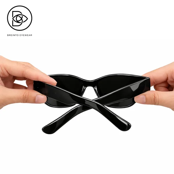 High_Quality_Black_Trendy_Glasses_for_Stylish_Women