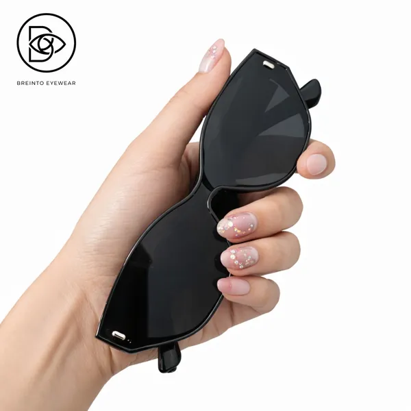 High_Quality_Black_Trendy_Glasses_for_Stylish_Women
