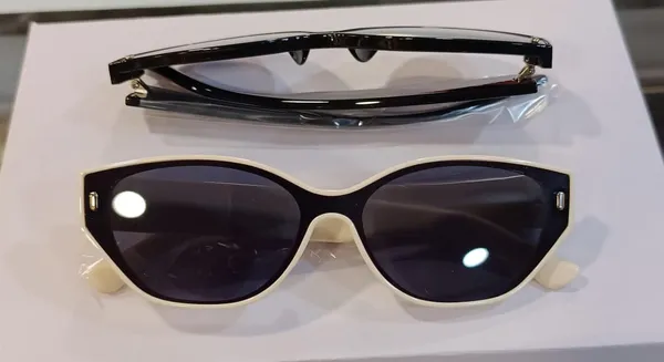 Korean_Premium_Quality_Women_Cat-Eye_Fashion_Sunglasses_with_Cream_Frame_&_Black_Lens_–_Trendy_UV_Protection_Shades_for_Everyday_Style."