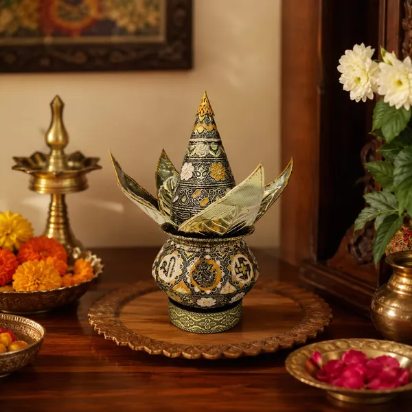 Gold_Tone_Brass_Decorative_Kalash_With_Ornate_Detailing