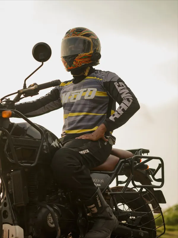 Motorevzz_Lite_Jersey_For_Bikers