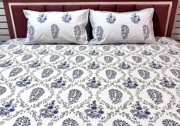 Pure_Cotton_Percale_Floral_Print_Bedcover_With_2_Pillow_Covers