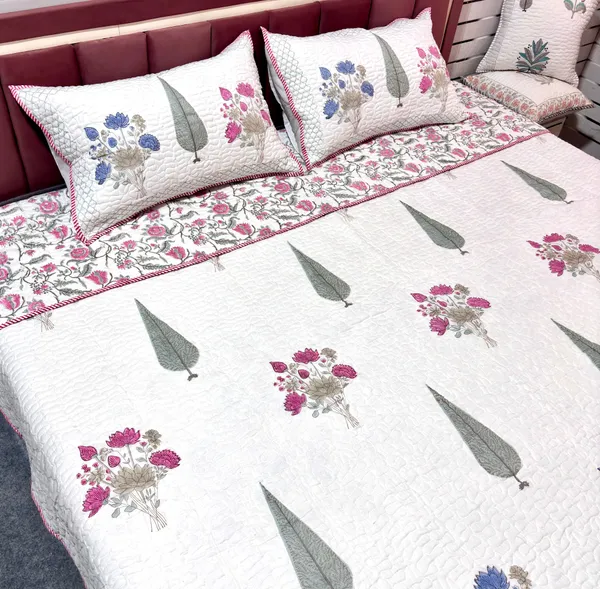 Cotton_Percale_Quilted_Floral_Print_Bedcover_With_2_Pillow_Covers