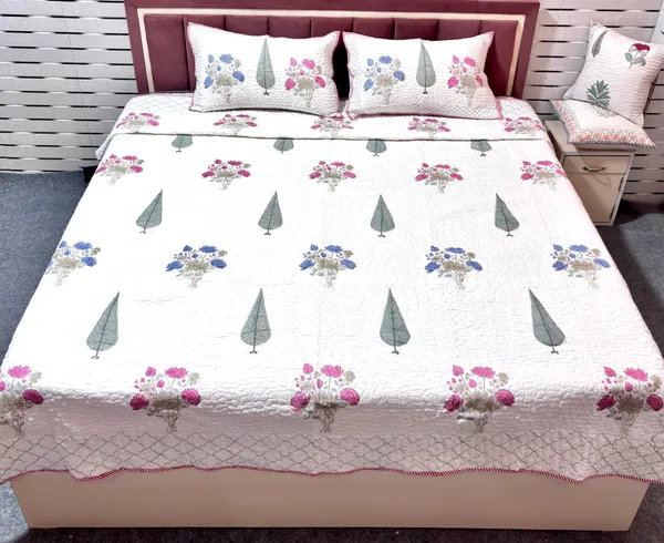Cotton_Percale_Quilted_Floral_Print_Bedcover_With_2_Pillow_Covers