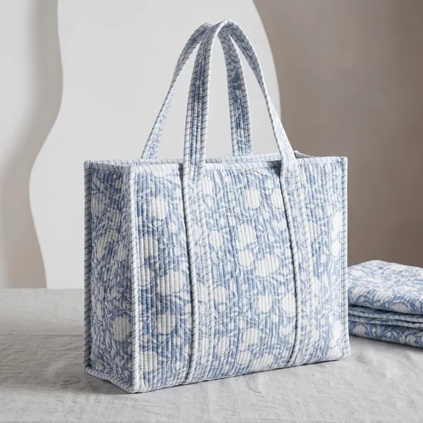 Blue_White_Mulmul_Quilted_Tote_Bag_For_Women