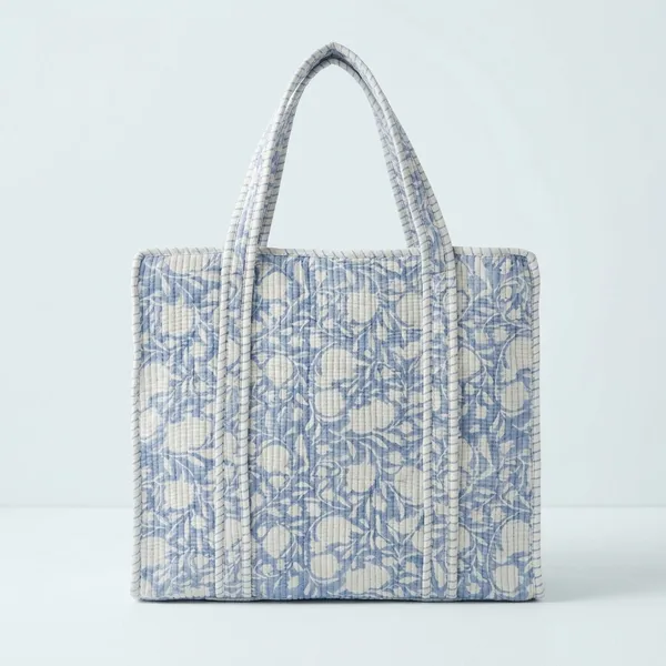 Blue_White_Mulmul_Quilted_Tote_Bag_For_Women