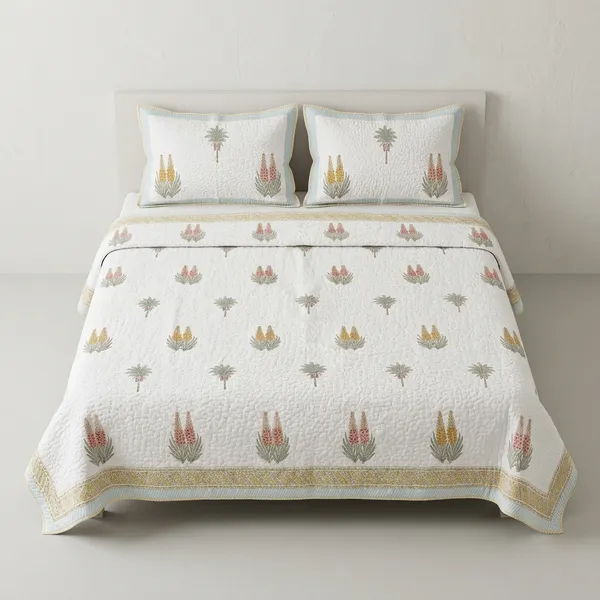 Pure_Cotton_Percale_Hand_Block_Floral_Print_Quilted_Bedcover_With_2_Pillow_Covers