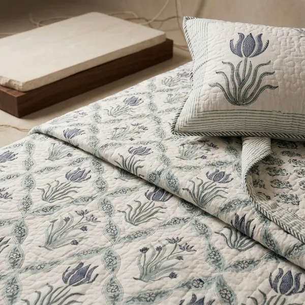 Pure_Cotton_Percale_Hand_Block_Printed_Reversible_Quilted_Bedcover_With_2_Pillow_Covers
