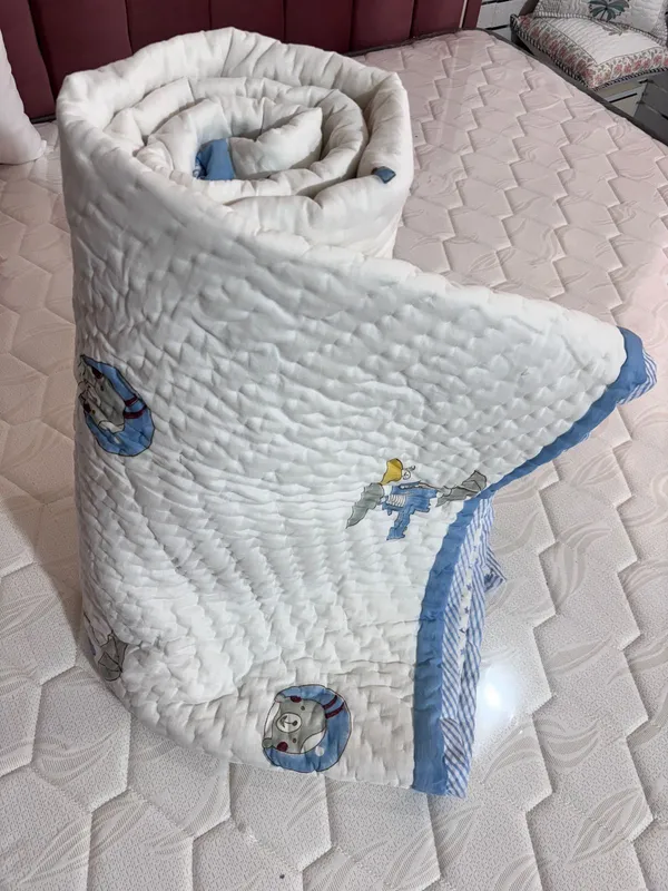White_Printed_Mulmul_Quilted_Baby_Comforter