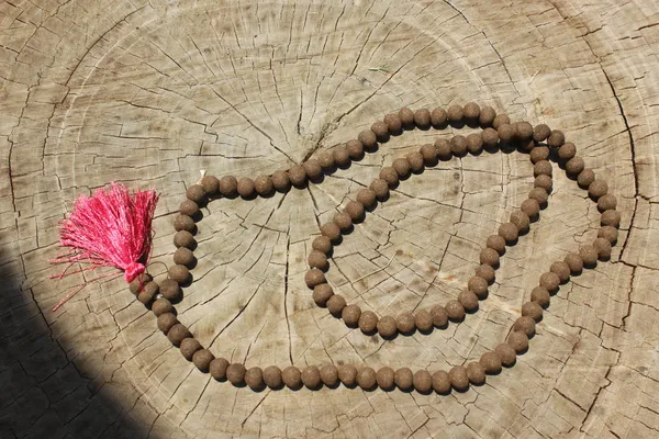 Dried_Cow_Dung_Herbal_Ritual_Garland_Pack_Of_2